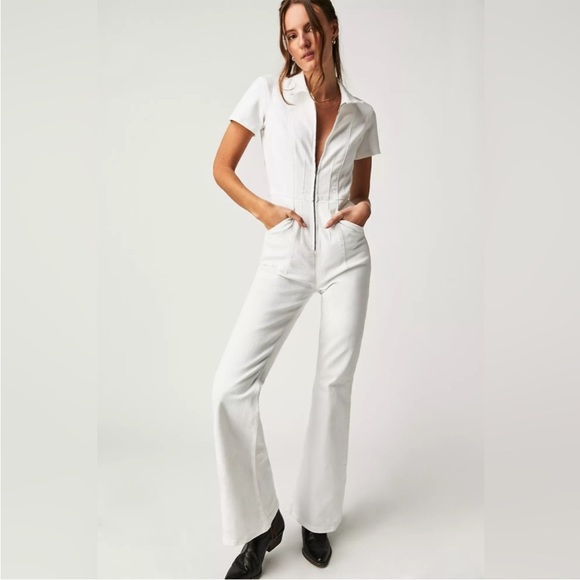 FREE PEOPLEJayde Flare JumpsuitWhite xs NWT